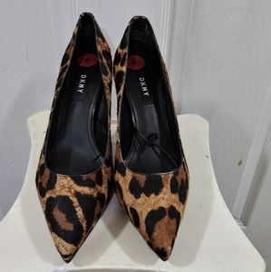 🆕DKNY Lexi Leopard print Heels 👠Sz.6